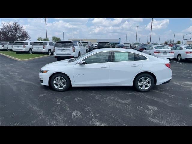 new 2025 Chevrolet Malibu car, priced at $25,117