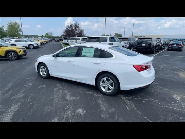 new 2025 Chevrolet Malibu car, priced at $25,117