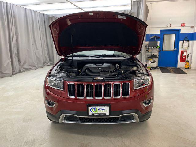 used 2015 Jeep Grand Cherokee car, priced at $17,176