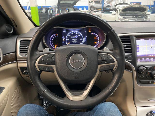 used 2015 Jeep Grand Cherokee car, priced at $17,176