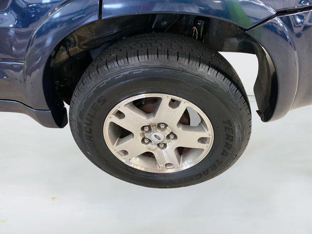 used 2004 Ford Escape car, priced at $8,990
