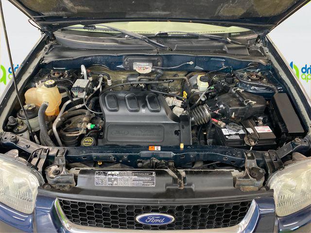 used 2004 Ford Escape car, priced at $8,990