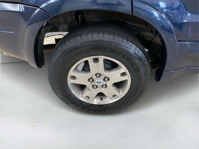 used 2004 Ford Escape car, priced at $8,990