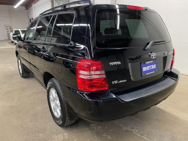 used 2003 Toyota Highlander car, priced at $9,997