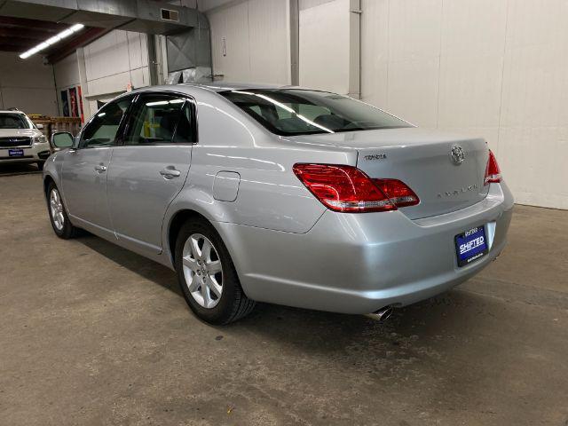 used 2007 Toyota Avalon car, priced at $9,990