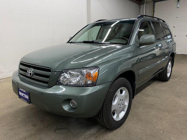 used 2007 Toyota Highlander car, priced at $13,997