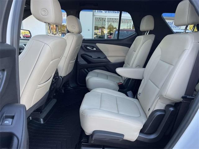 used 2022 Chevrolet Traverse car, priced at $25,500