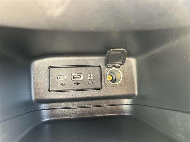 used 2023 Chevrolet Equinox car, priced at $18,700