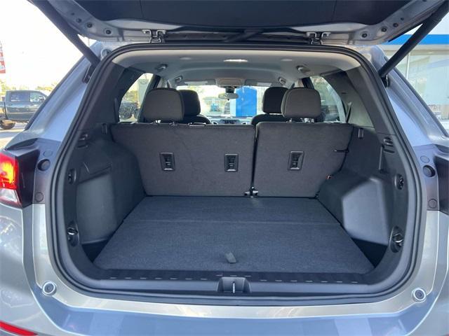 used 2023 Chevrolet Equinox car, priced at $21,300