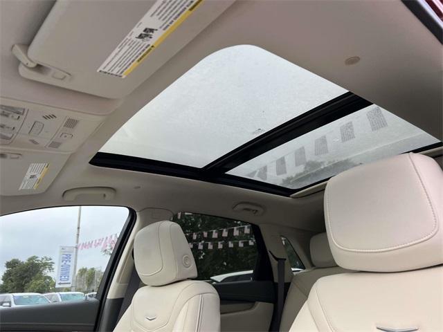 used 2022 Cadillac XT5 car, priced at $30,400