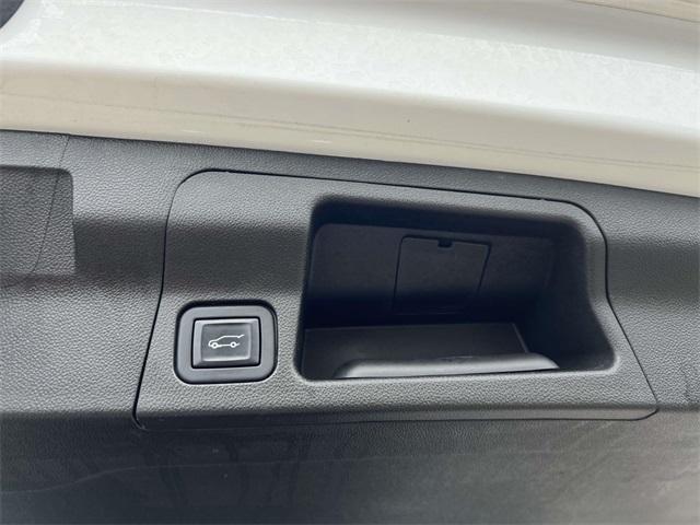 used 2022 GMC Acadia car, priced at $31,700