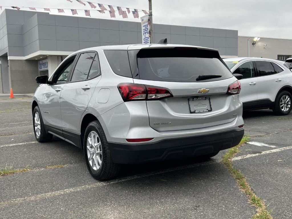used 2022 Chevrolet Equinox car, priced at $17,500