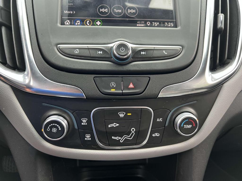 used 2022 Chevrolet Equinox car, priced at $17,500
