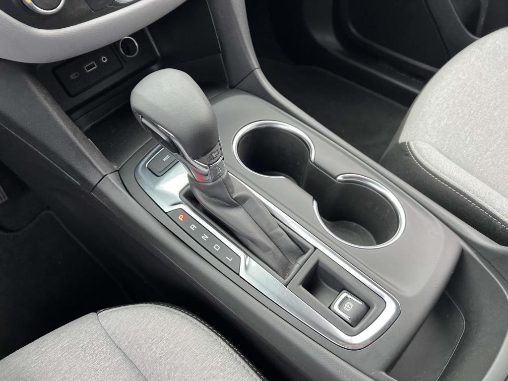 used 2022 Chevrolet Equinox car, priced at $17,500