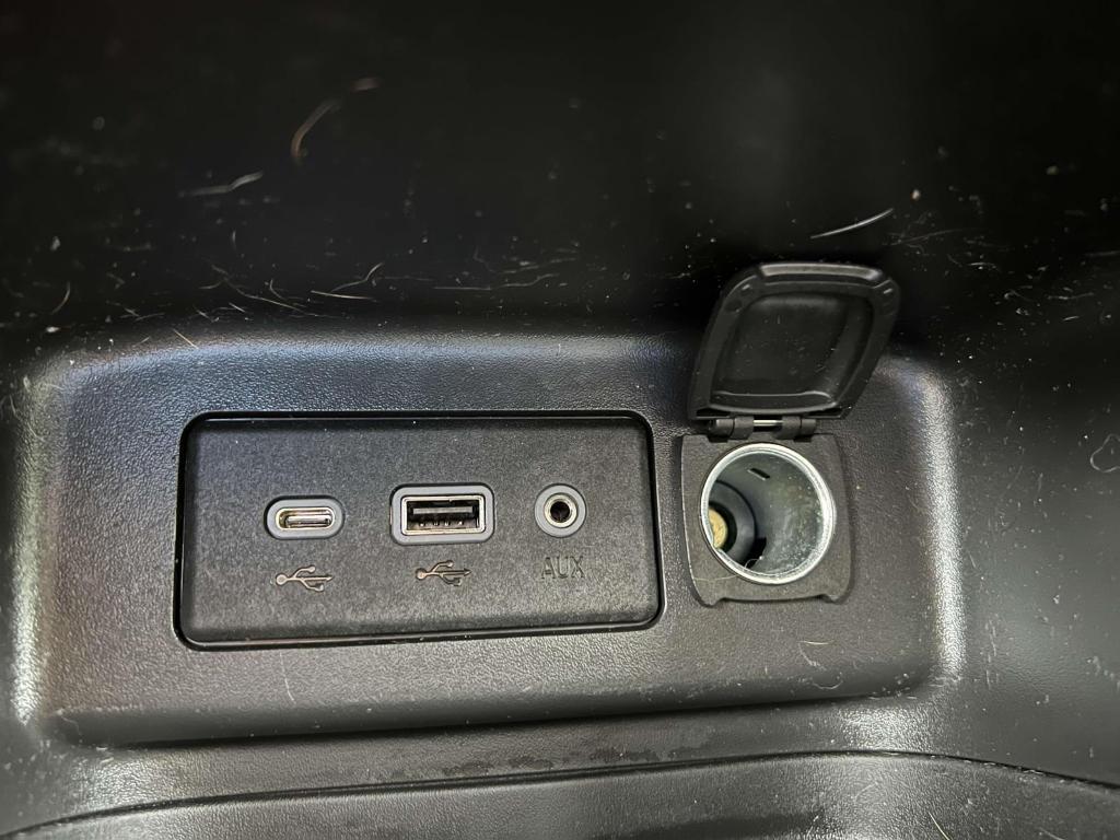 used 2022 Chevrolet Equinox car, priced at $17,500