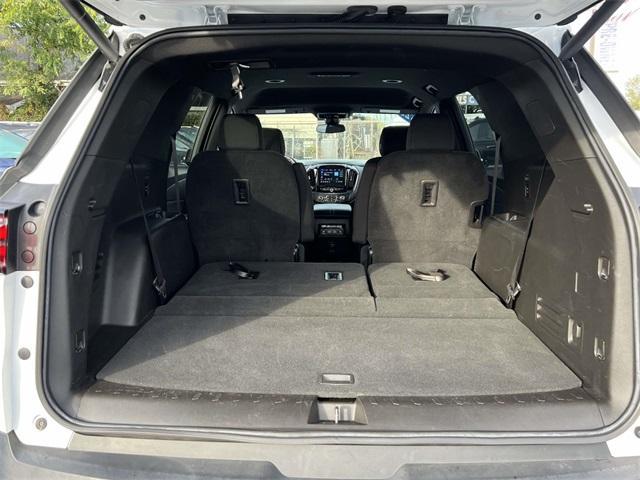 used 2023 Chevrolet Traverse car, priced at $27,200