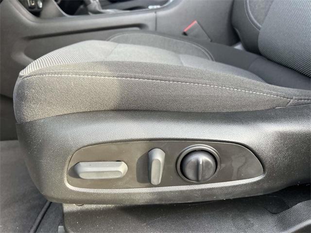 used 2023 Chevrolet Traverse car, priced at $27,200