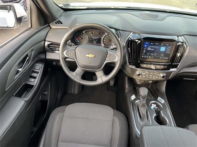 used 2023 Chevrolet Traverse car, priced at $27,200