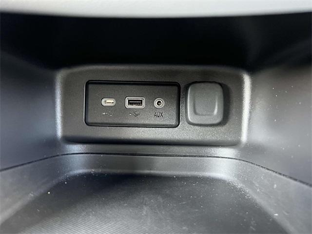 used 2024 Chevrolet Equinox car, priced at $19,400