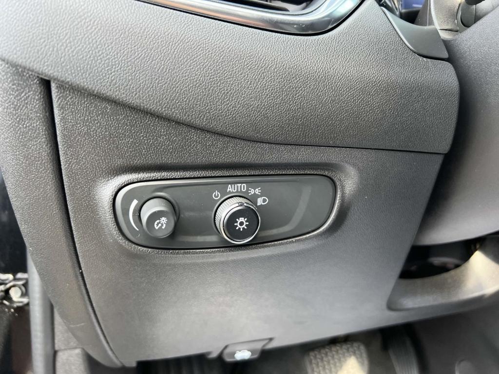 used 2024 Chevrolet Equinox car, priced at $22,700