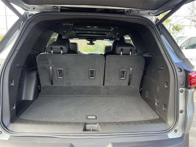used 2023 Chevrolet Traverse car, priced at $36,900
