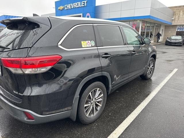 used 2017 Toyota Highlander car, priced at $23,750