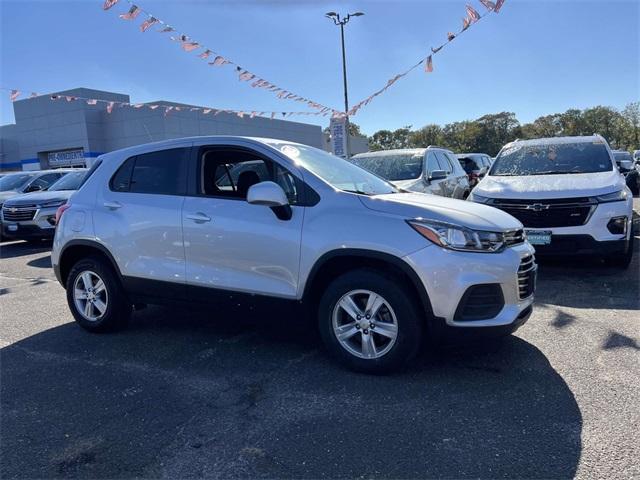 used 2022 Chevrolet Trax car, priced at $16,985