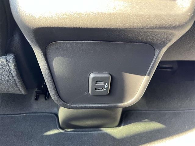used 2024 Chevrolet Equinox car, priced at $25,900