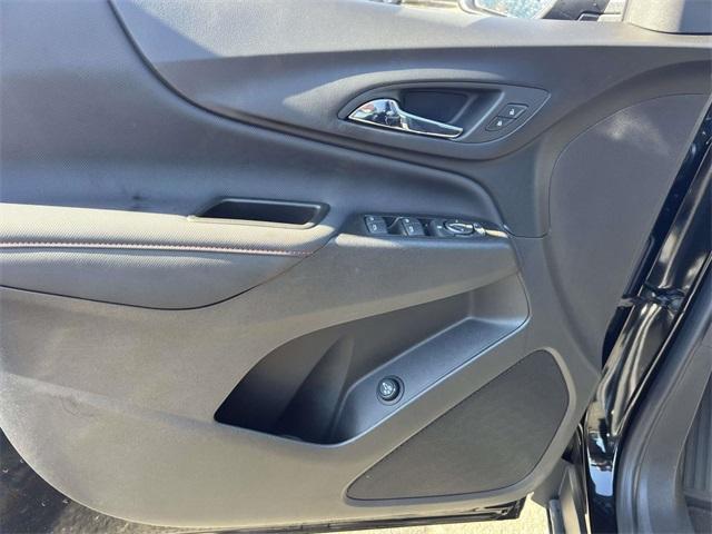 used 2024 Chevrolet Equinox car, priced at $25,900