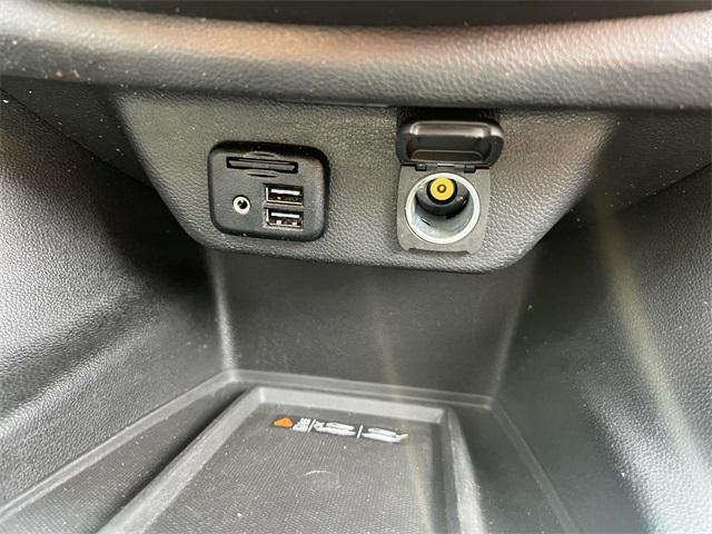 used 2023 Chevrolet Traverse car, priced at $38,950