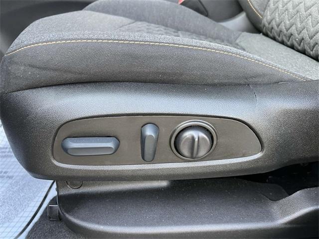 used 2022 Chevrolet Equinox car, priced at $19,450