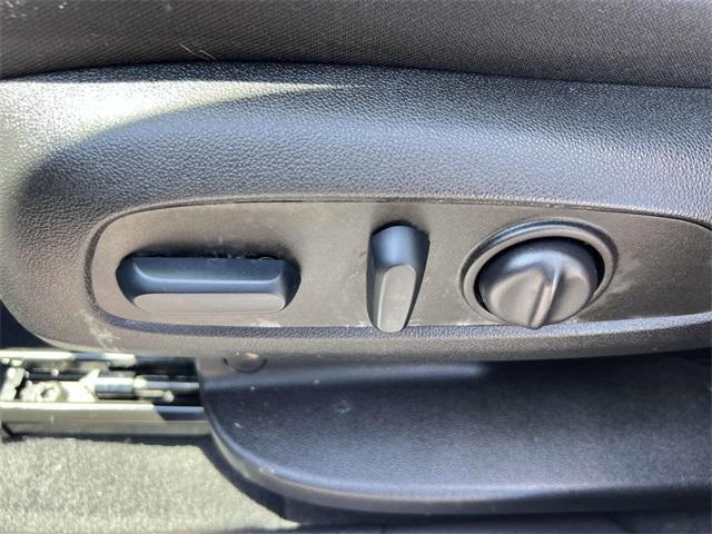 used 2022 Chevrolet Equinox car, priced at $19,800