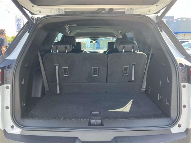 used 2022 Chevrolet Traverse car, priced at $23,900