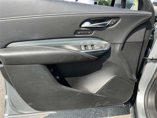 used 2023 Cadillac XT4 car, priced at $25,900