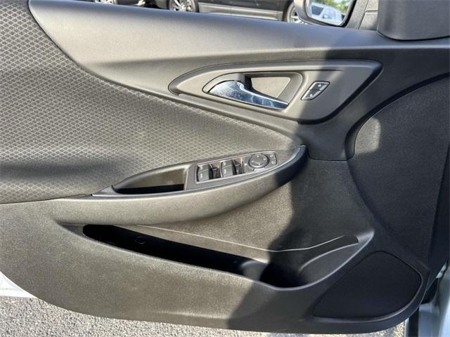 used 2018 Chevrolet Malibu car, priced at $15,800