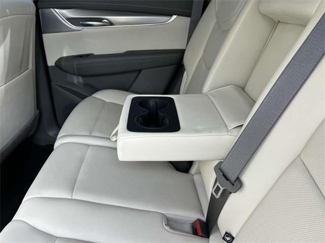 used 2022 Cadillac XT5 car, priced at $31,500