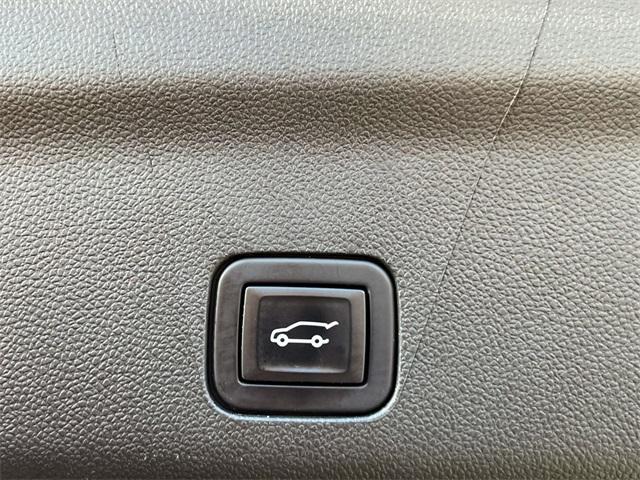 used 2022 Chevrolet Tahoe car, priced at $52,637