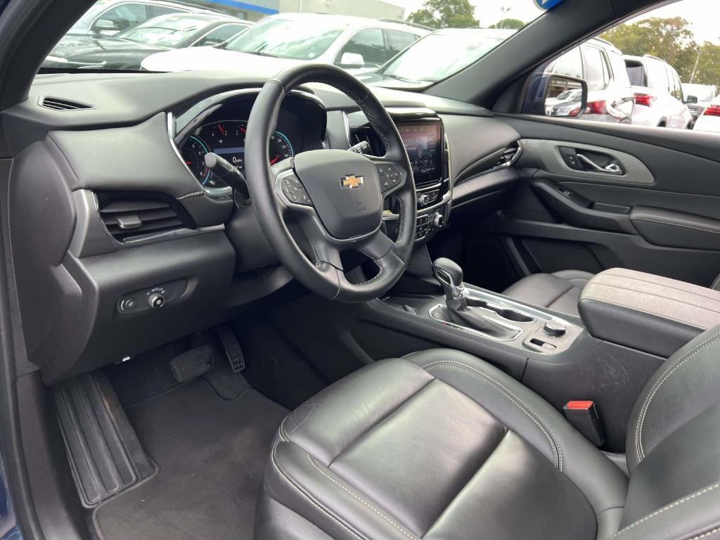 used 2023 Chevrolet Traverse car, priced at $29,850
