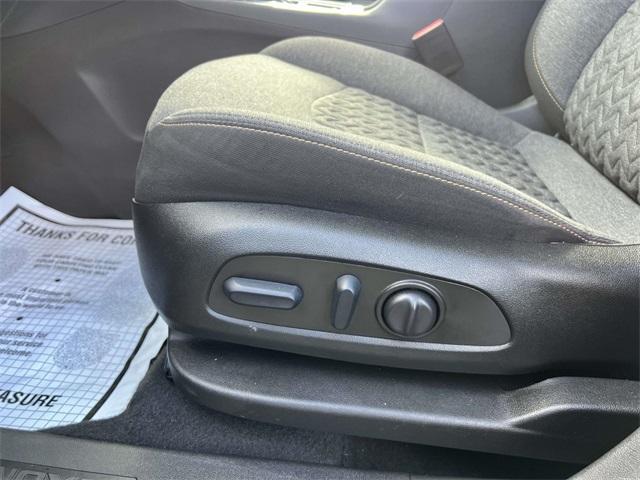 used 2023 Chevrolet Equinox car, priced at $18,250