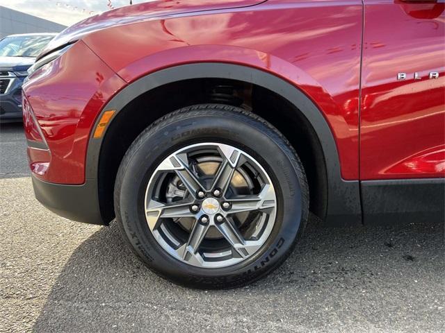 used 2025 Chevrolet Blazer car, priced at $28,900