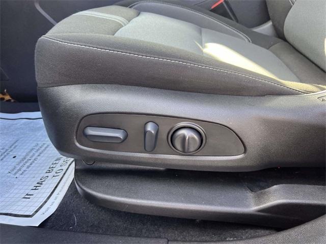 used 2025 Chevrolet Blazer car, priced at $28,900