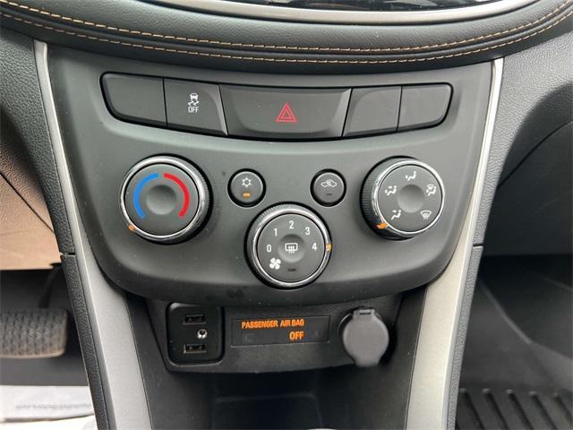 used 2022 Chevrolet Trax car, priced at $15,900