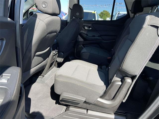 used 2021 Chevrolet Traverse car, priced at $24,150