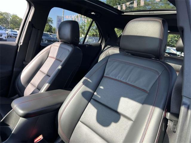 used 2022 Chevrolet Equinox car, priced at $22,300