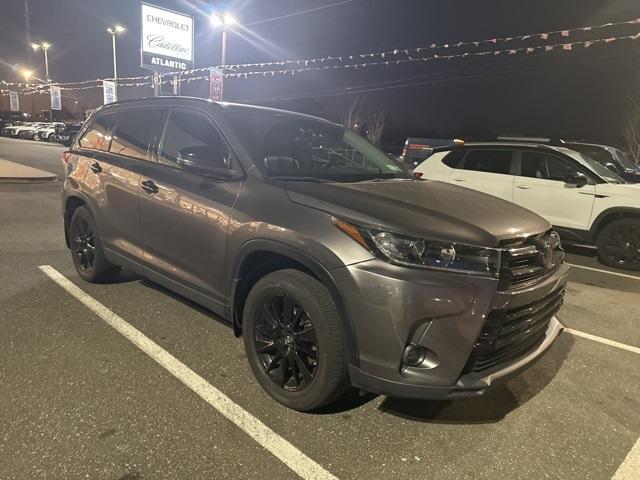 used 2019 Toyota Highlander car, priced at $26,650