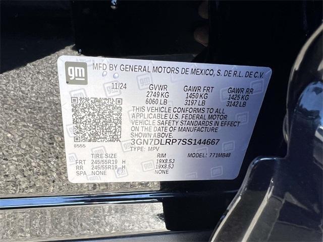 used 2025 Chevrolet Equinox EV car, priced at $24,300