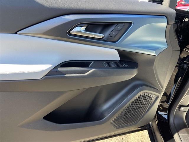 used 2025 Chevrolet Equinox EV car, priced at $24,300