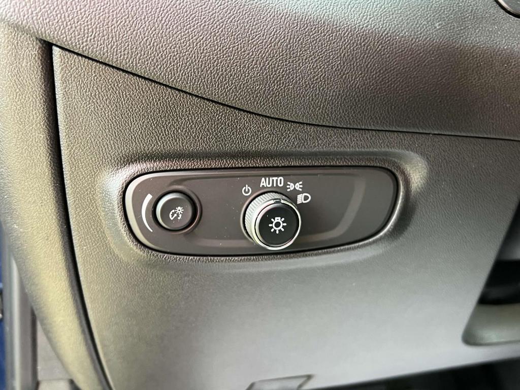 used 2022 Chevrolet Equinox car, priced at $20,500
