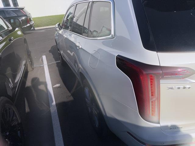 used 2022 Cadillac XT6 car, priced at $30,800