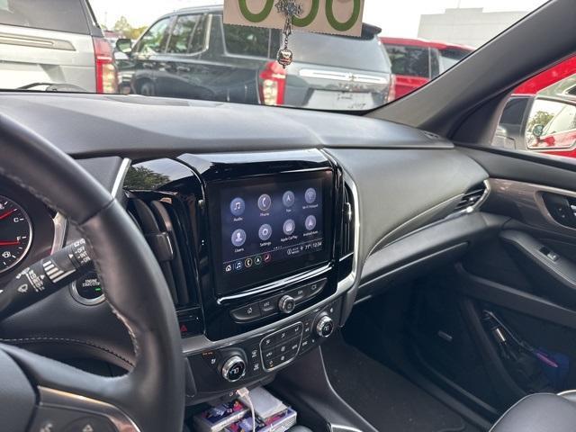 used 2023 Chevrolet Traverse car, priced at $39,450